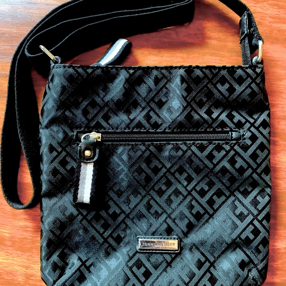 Tommy Hilfiger Crossbody bag